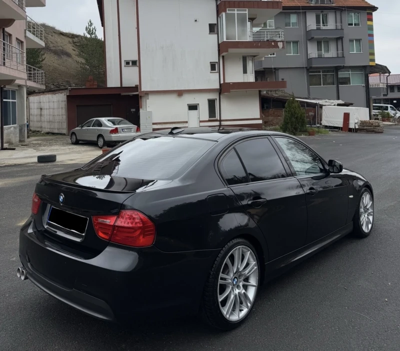 BMW 320  320d ///M пакет | Швейцария | Първи собственик | , снимка 3 - Автомобили и джипове - 52884918