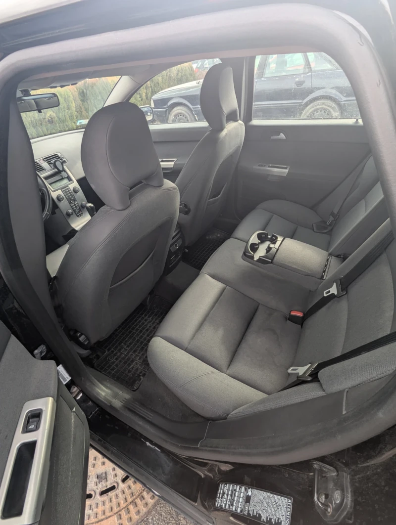 Volvo V50 2.0 D, снимка 7 - Автомобили и джипове - 52976857