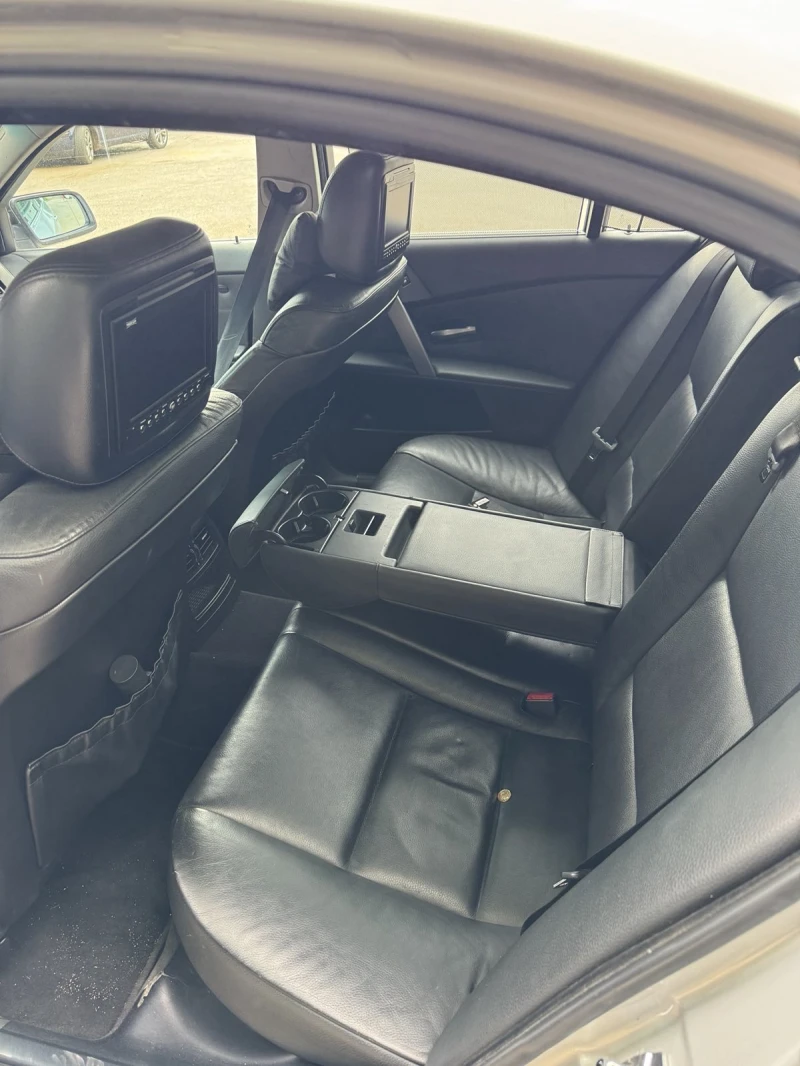 BMW 530, снимка 10 - Автомобили и джипове - 53077597