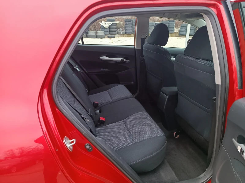 Toyota Auris 1.6i-132кс-ШВЕЙЦАРИЯ-РЪЧКА-6ск-FACELIFT, снимка 12 - Автомобили и джипове - 53294728