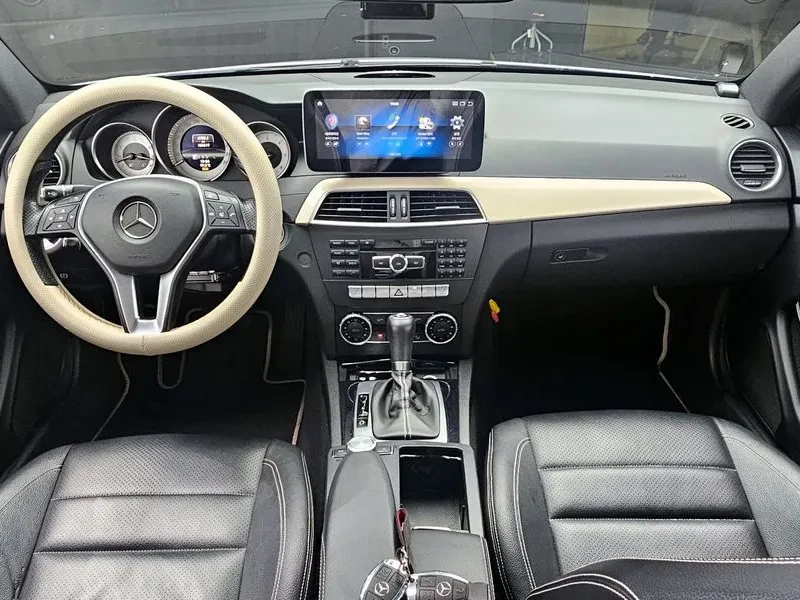 Mercedes-Benz C 220 C220 Cdi Coupe, снимка 7 - Автомобили и джипове - 54925415