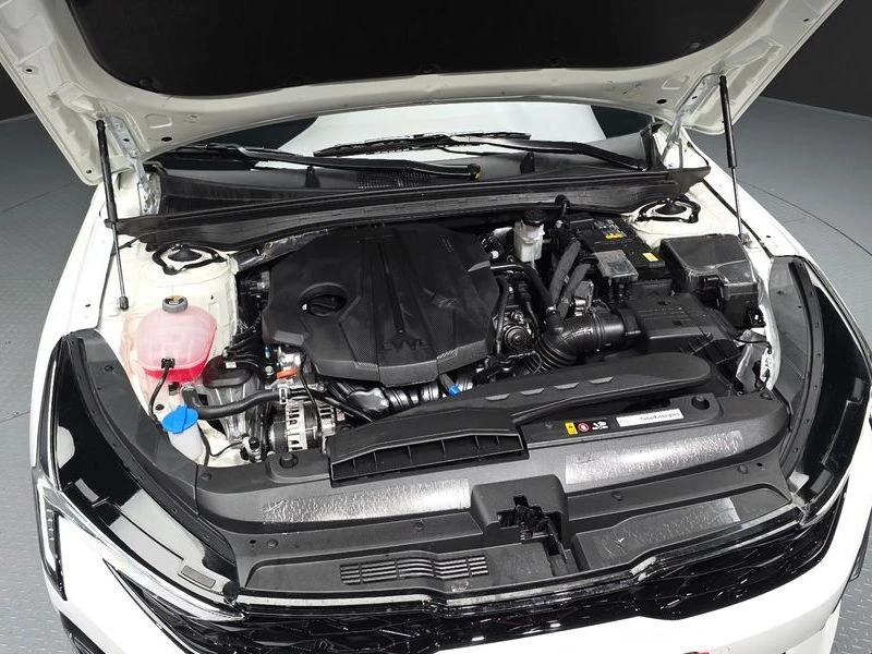 Kia K5 2.0 Automatic, снимка 6 - Автомобили и джипове - 55880077