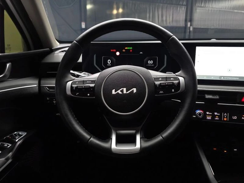 Kia K5 2.0 Automatic, снимка 13 - Автомобили и джипове - 55880077