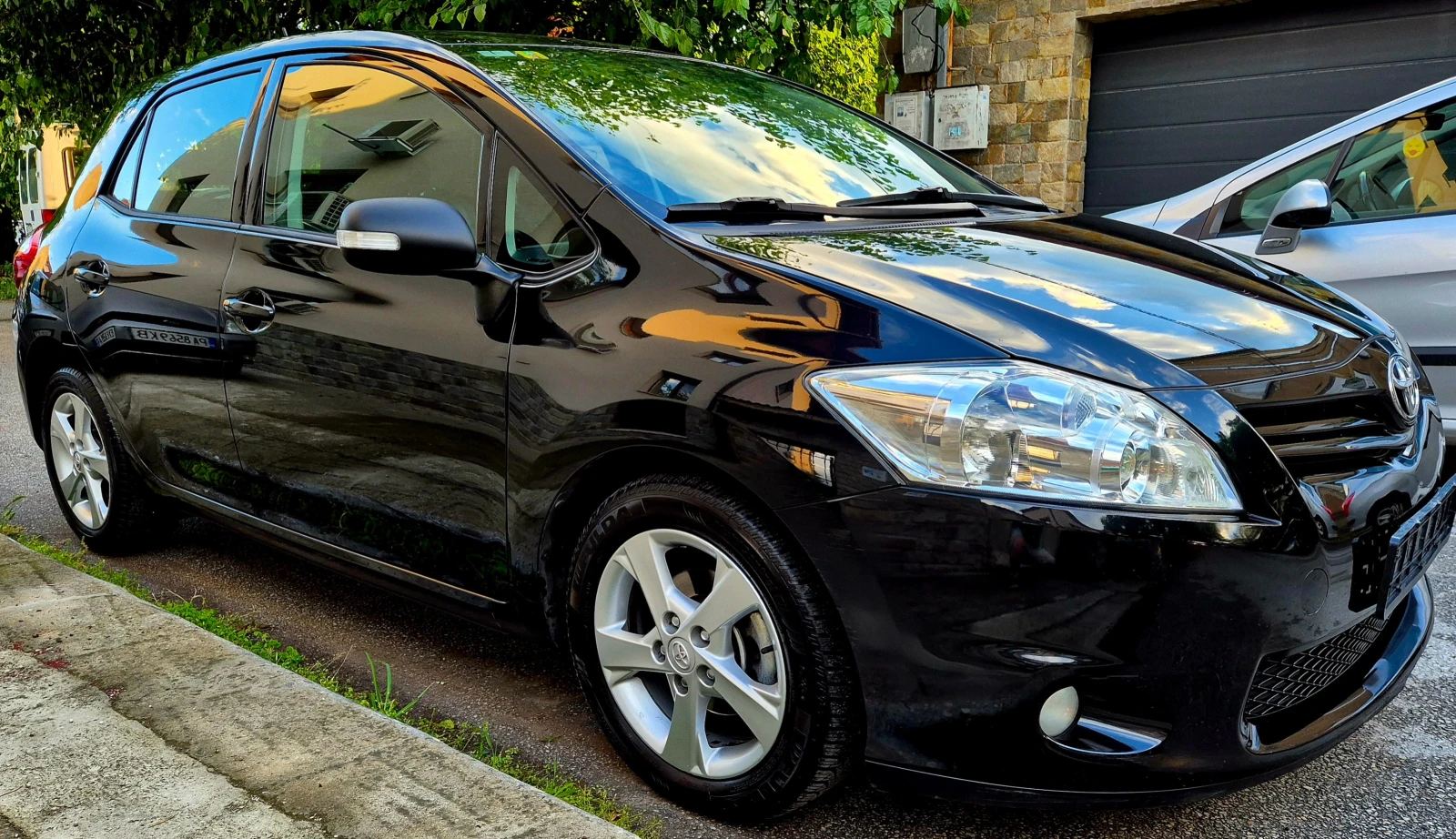 Toyota Auris 1.4d4d-new-facelift-veriga-6speed-japan  - изображение 4