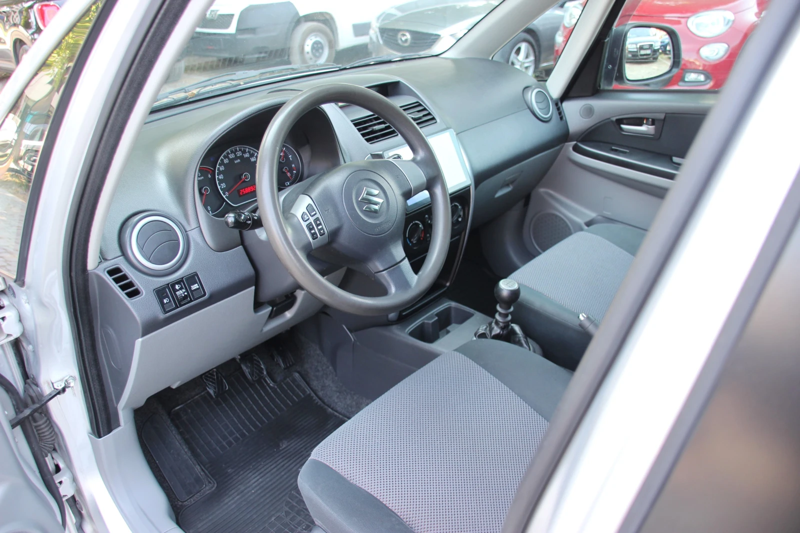Suzuki SX4 1.9 DDiS  4x4  120 к.с.  - изображение 9