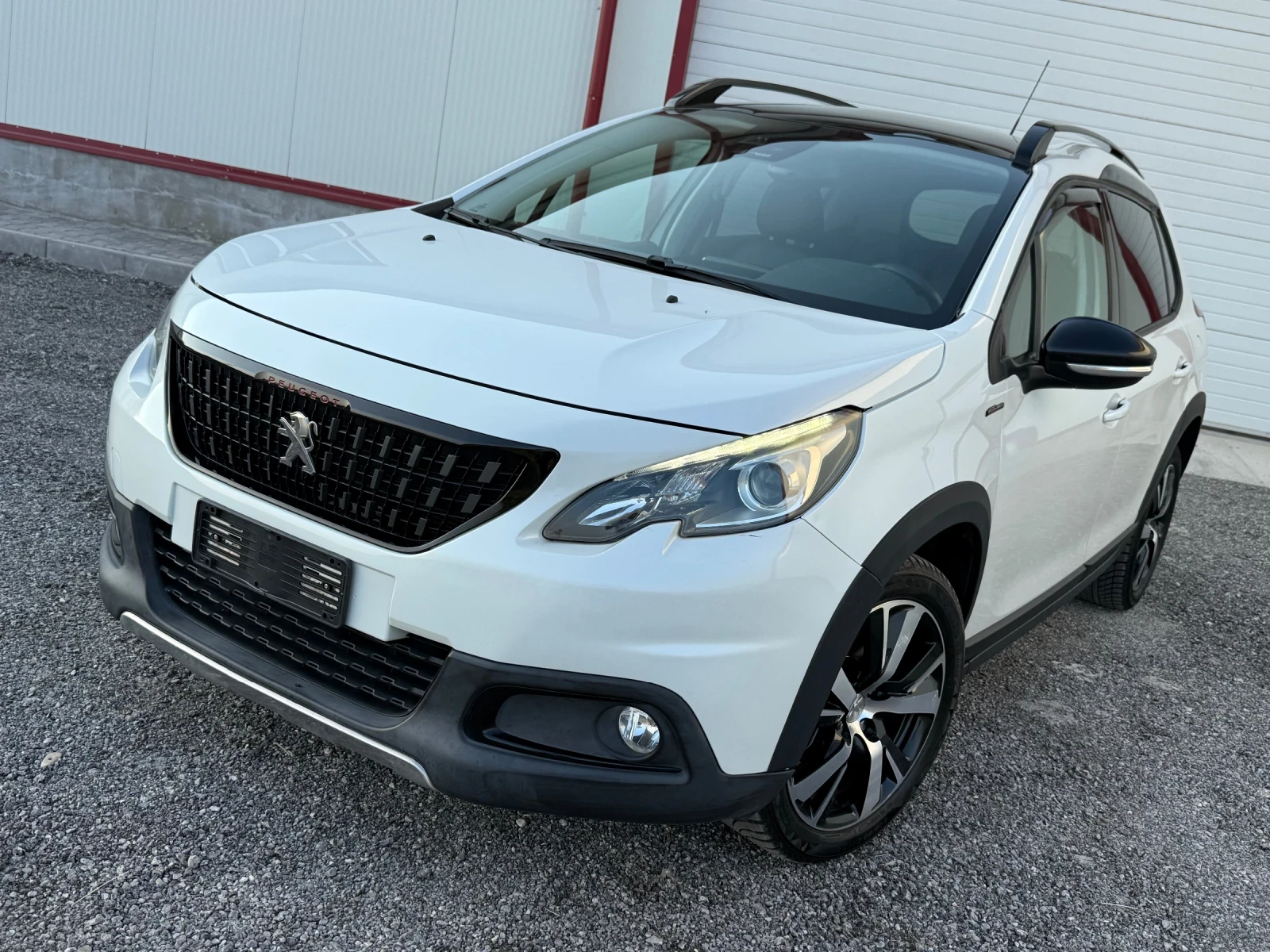 Peugeot 2008 GT LINE Панорама, Камера, Нави, Автомат.121000км - изображение 3