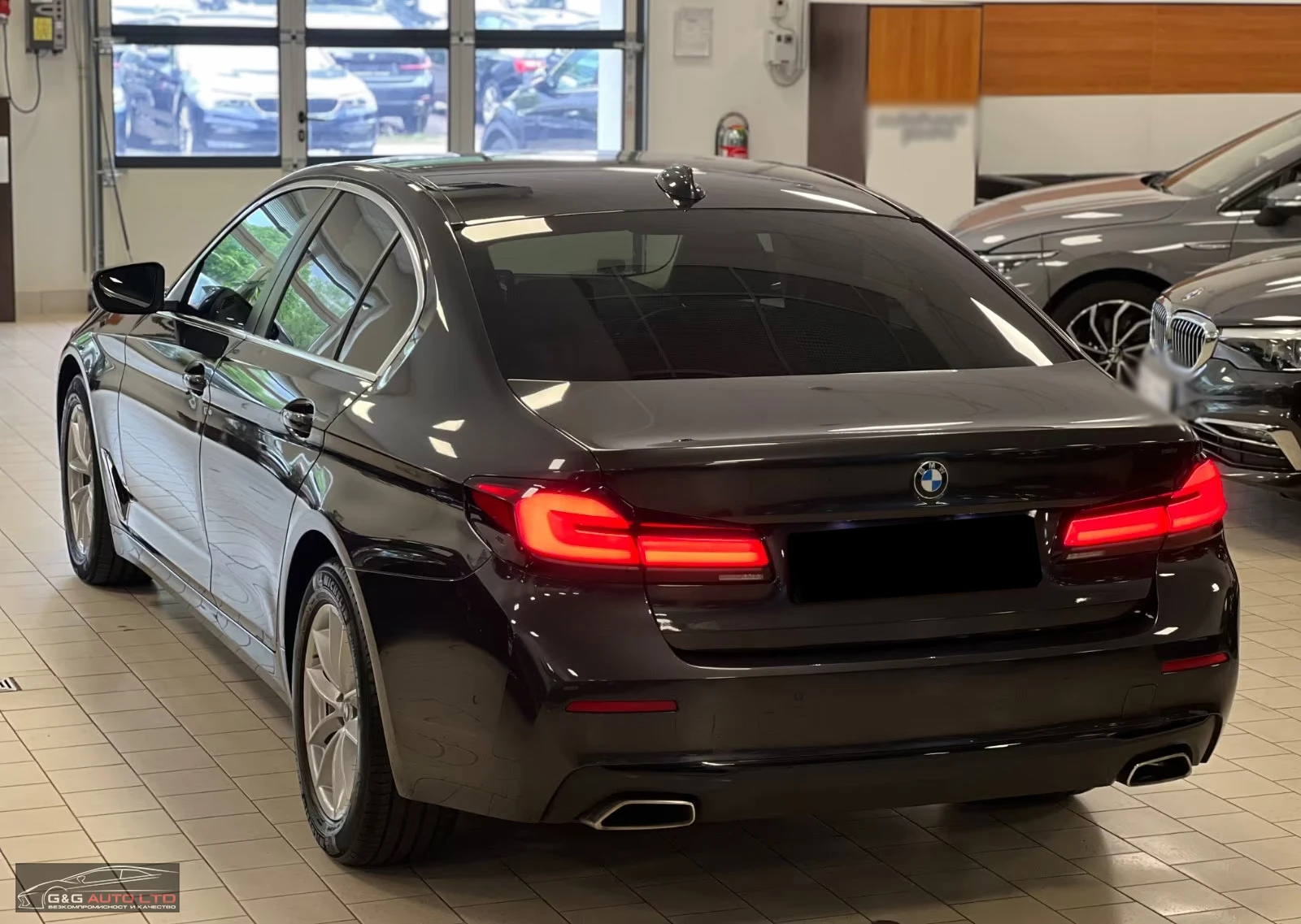 BMW 530 d/xDRIVE/286HP/HUD/LASER/MASSAGE/P&D/D.ASS/575f - изображение 5