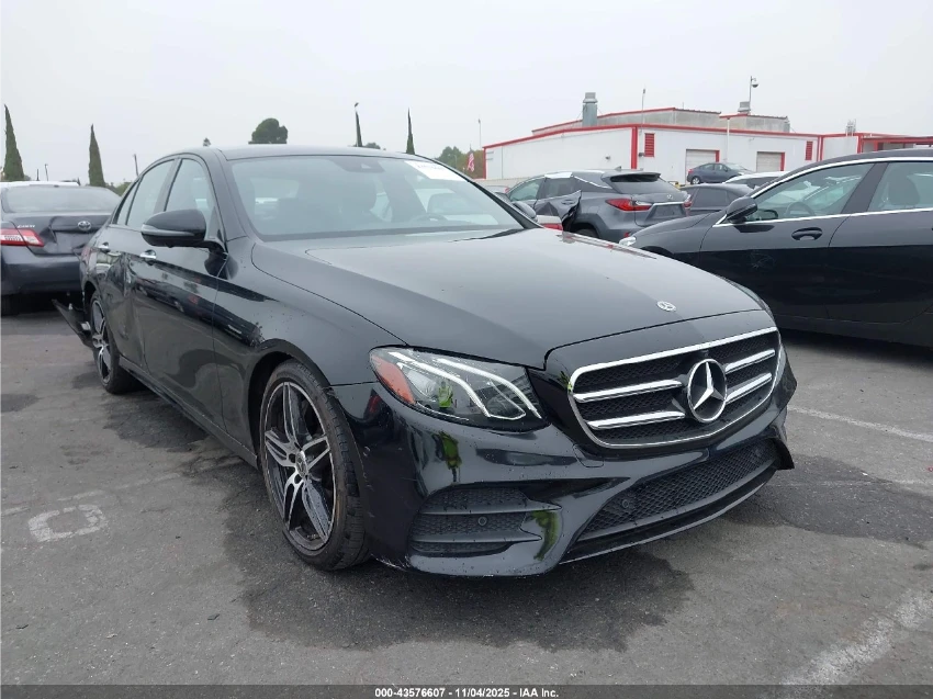 Mercedes-Benz E 300 AMG-PACK* BURMESTER* 360* ������� | Mobile.bg � ����������� 2