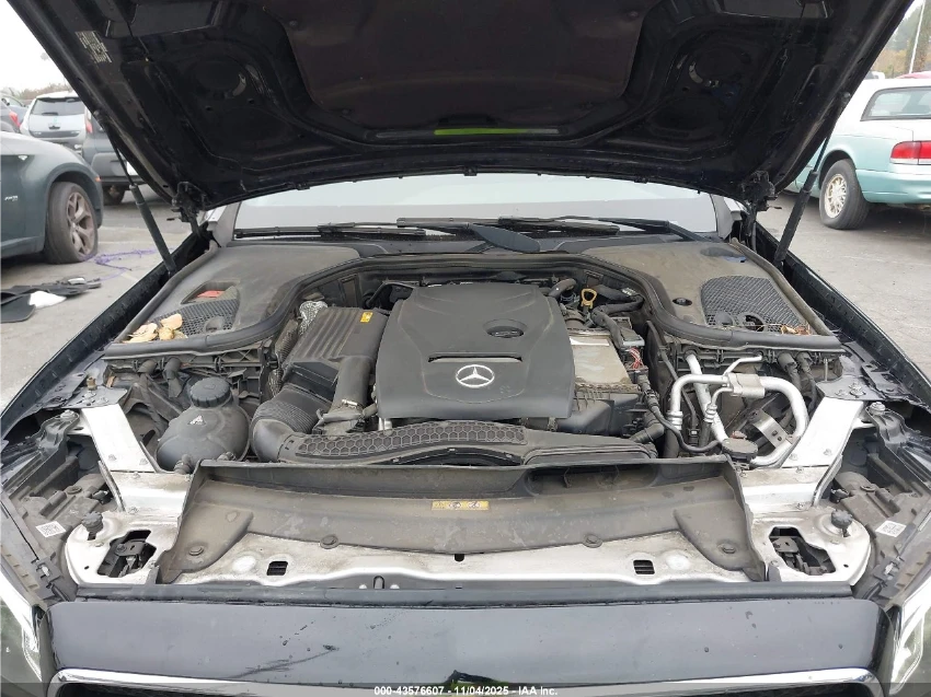 Mercedes-Benz E 300 AMG-PACK* BURMESTER* 360* ������� | Mobile.bg � ����������� 9