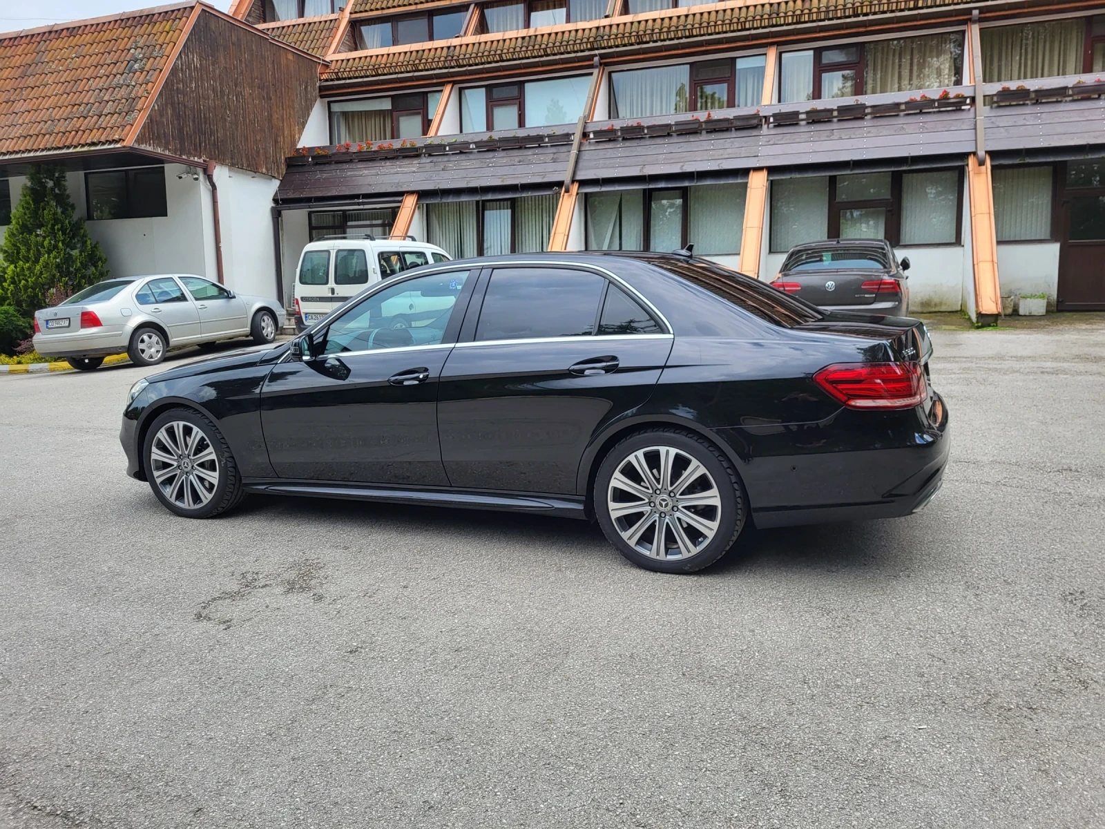 Mercedes-Benz E 350  - изображение 5