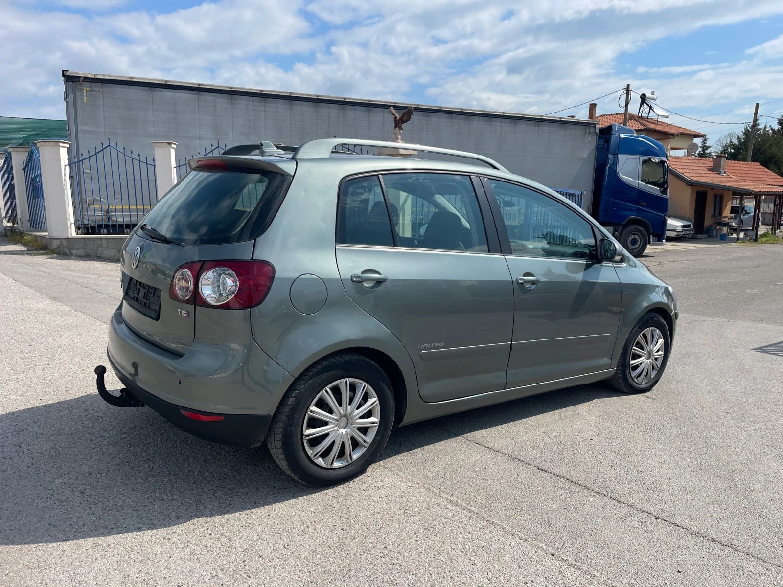 VW Golf Plus, снимка 5 - Автомобили и джипове - 54393031