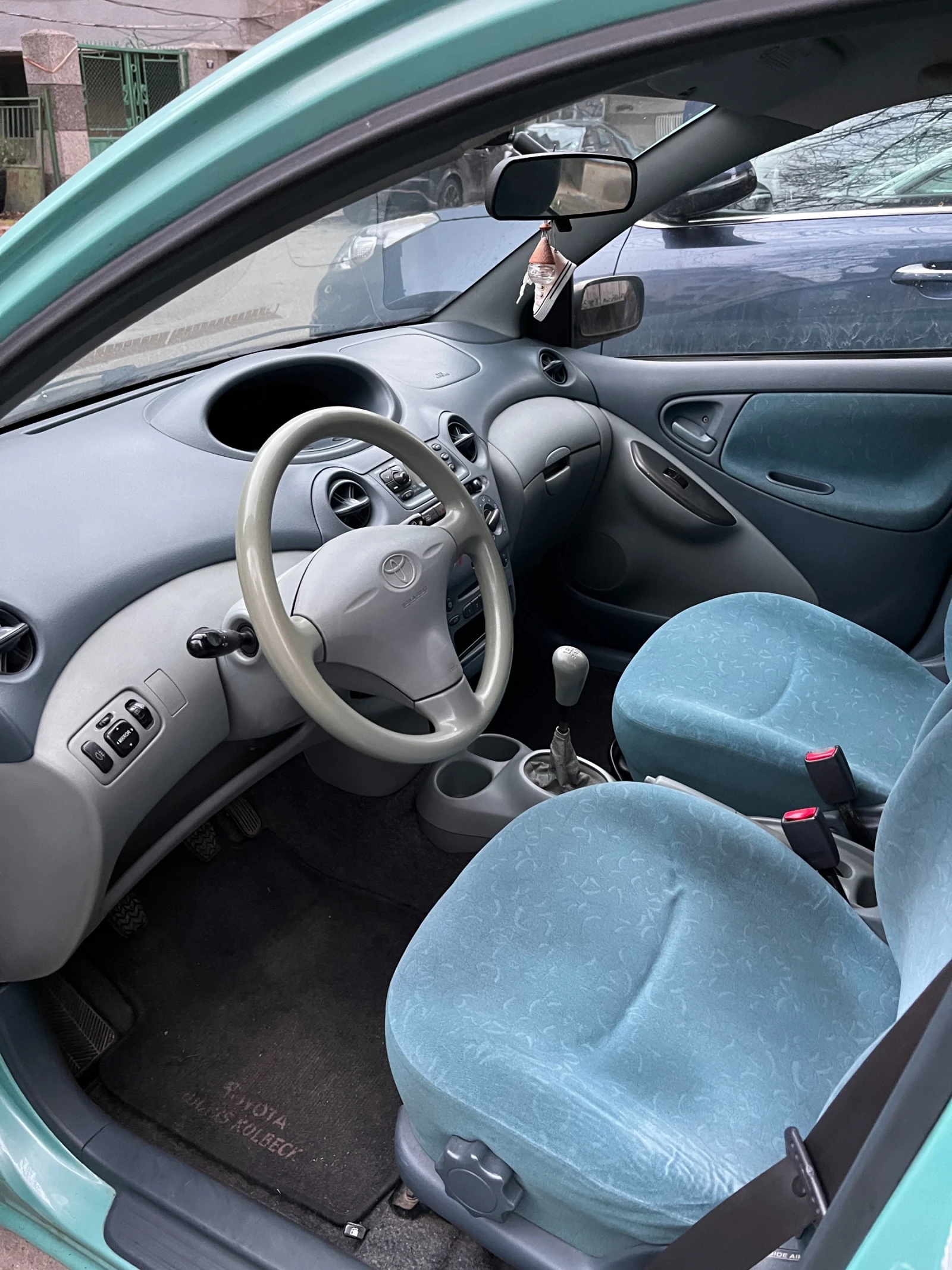 Toyota Yaris, снимка 4 - Автомобили и джипове - 54670433