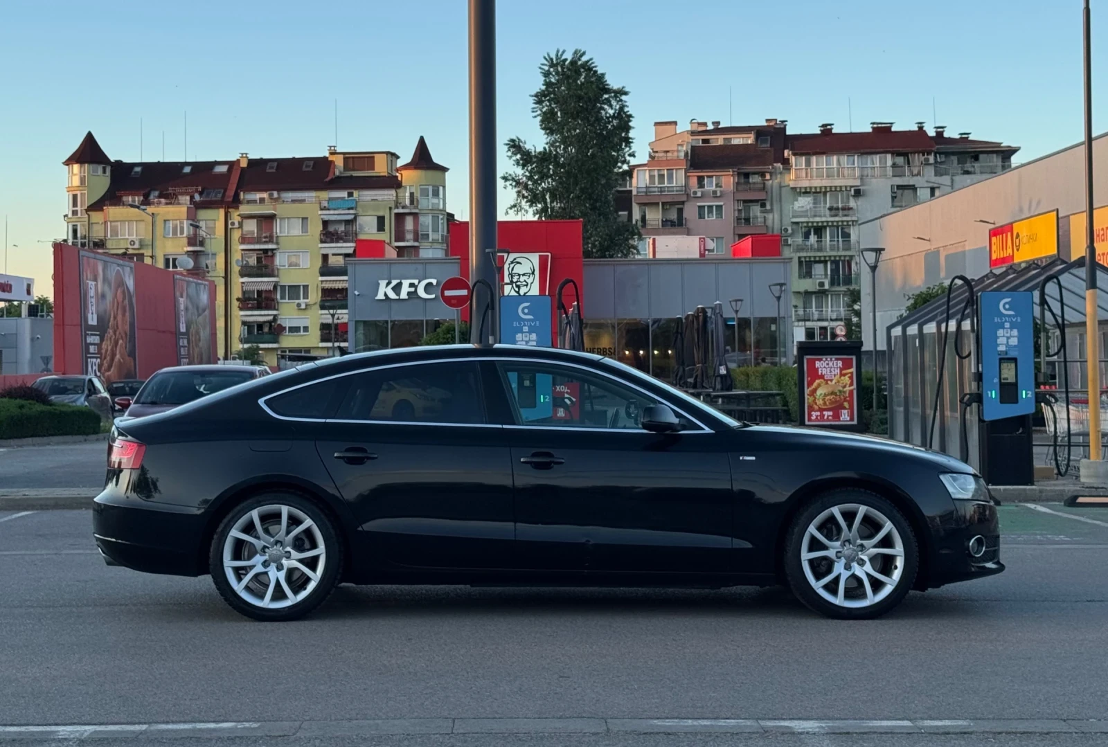 Audi A5 2.0quattro-Sline, снимка 8 - Автомобили и джипове - 54684543