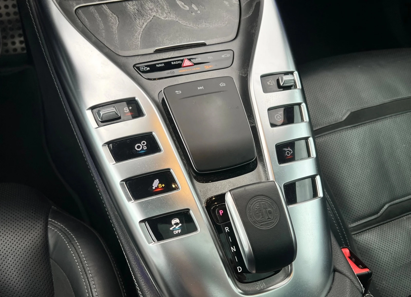 Mercedes-Benz AMG GT 63 4Matic+ , снимка 10 - Автомобили и джипове - 54688801