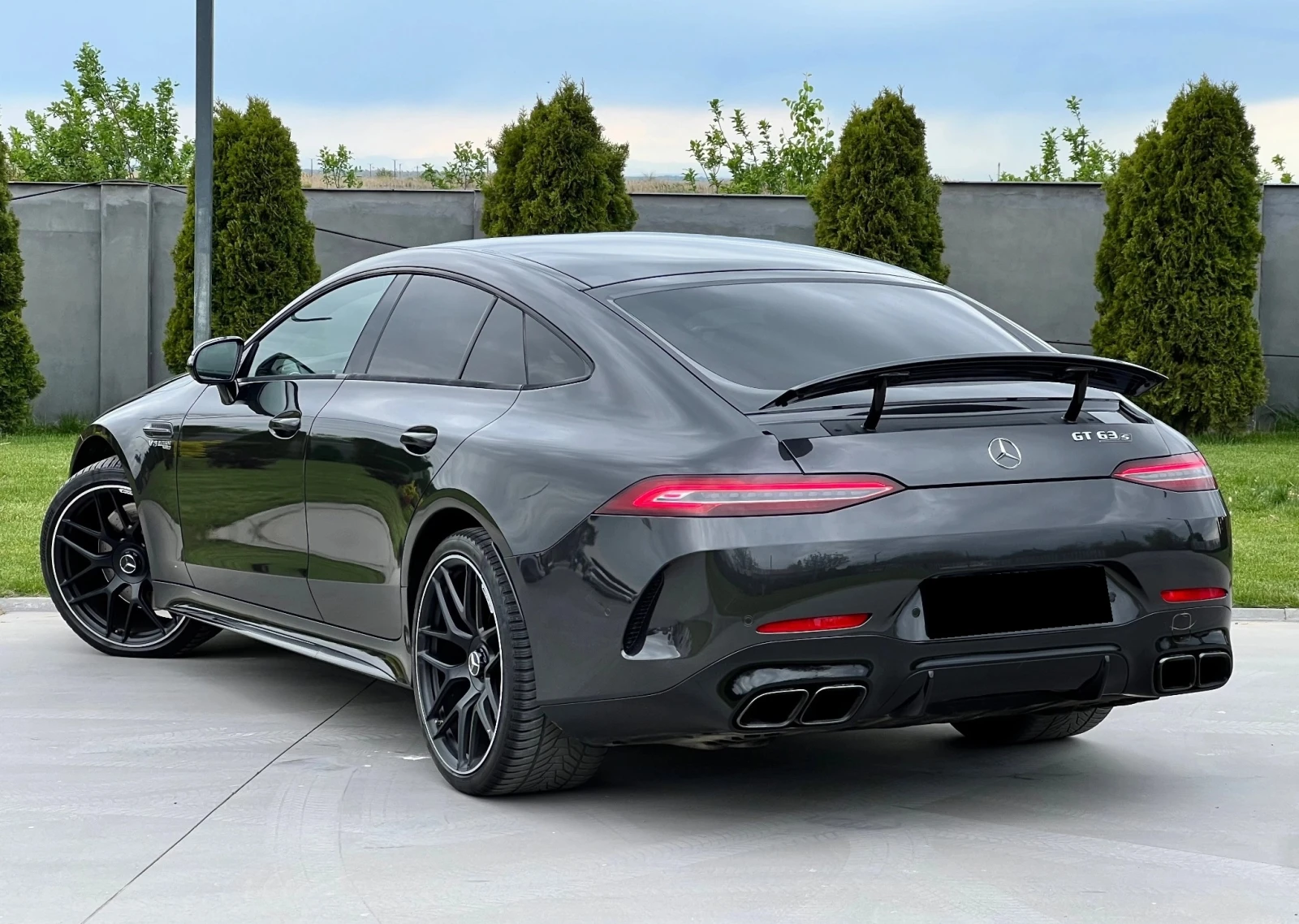Mercedes-Benz AMG GT 63 4Matic+ , снимка 2 - Автомобили и джипове - 54688801