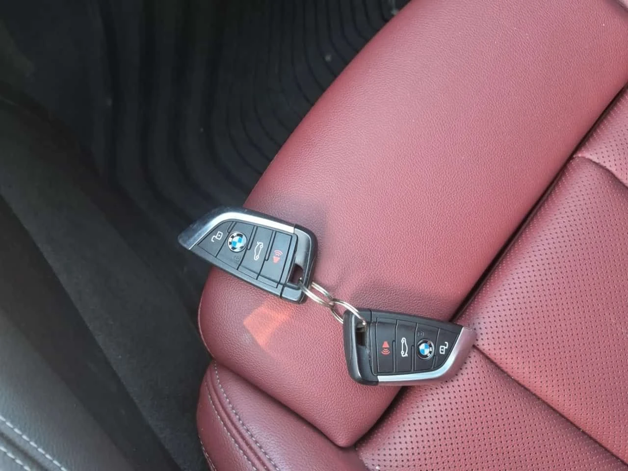 BMW i4 M50  CARFAX, снимка 8 - Автомобили и джипове - 54747971