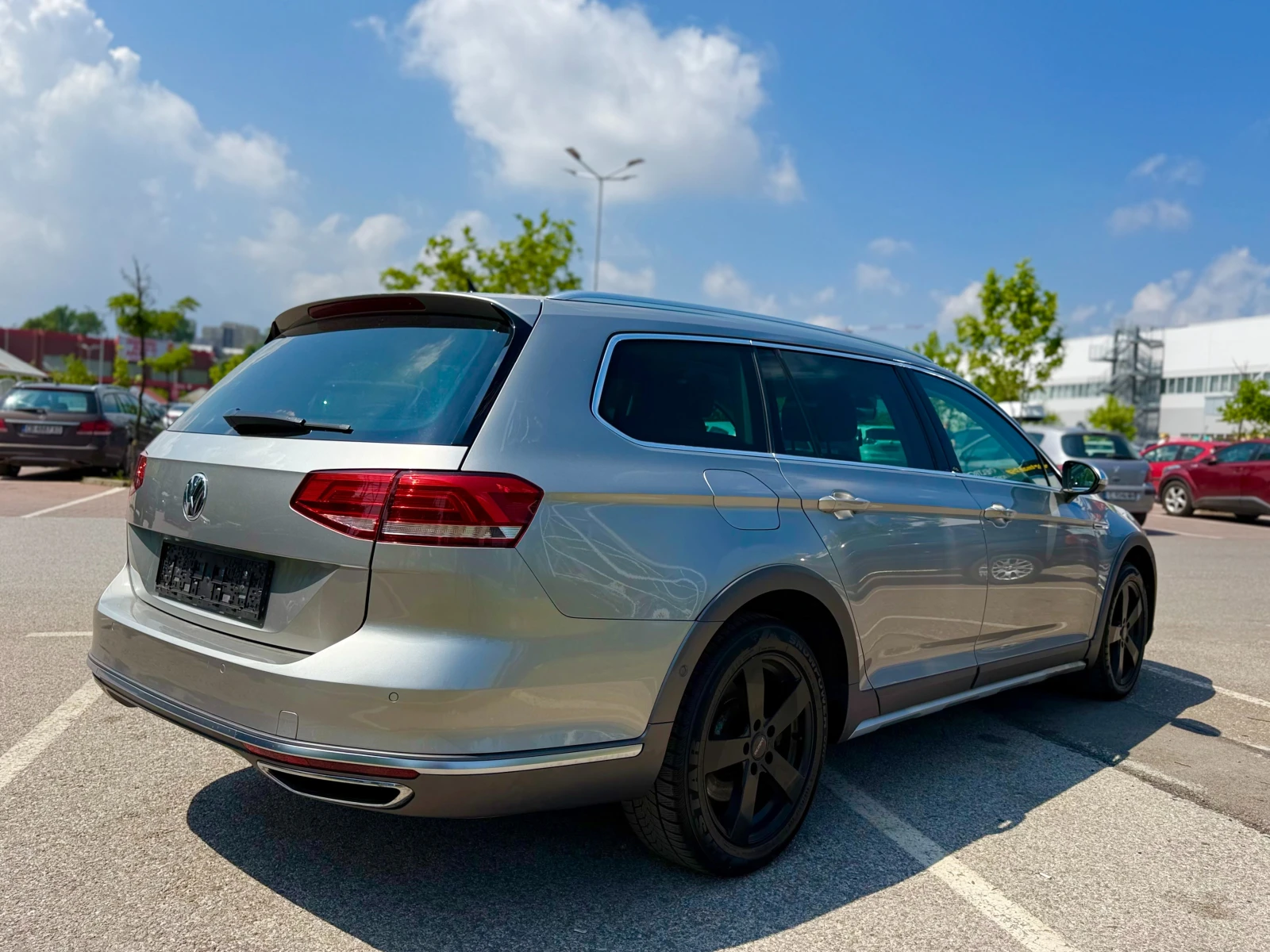 VW Passat Alltrack ГАРАНЦИЯ 6 МЕСЕЦА ИЛИ 5000КМ ШВЕЙЦАРИЯ, снимка 4 - Автомобили и джипове - 54884264