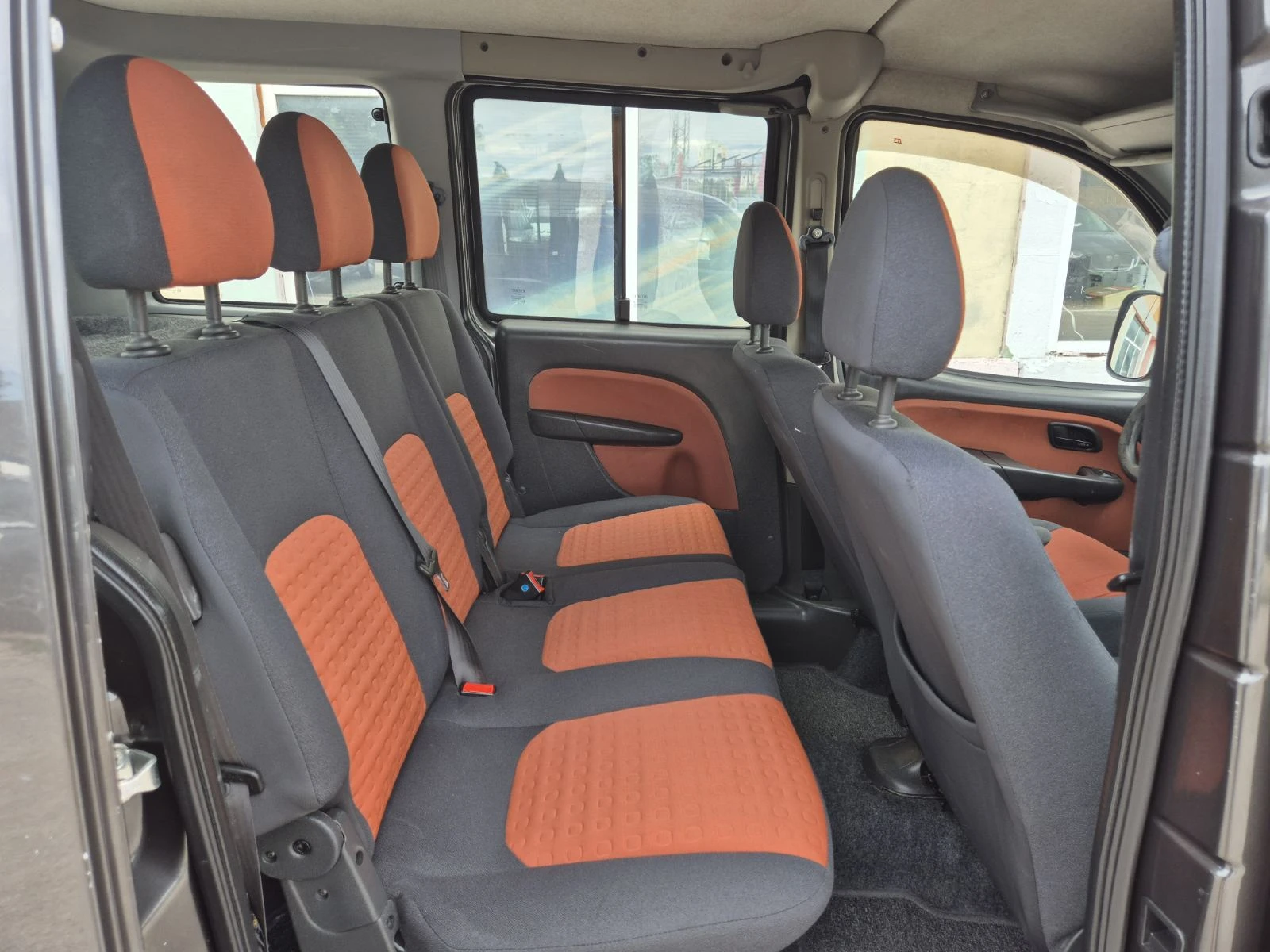 Fiat Doblo 1.4I KLIMA ITALY, снимка 14 - Автомобили и джипове - 55239865