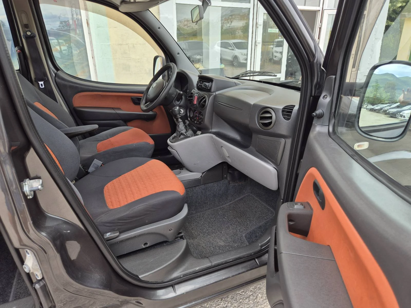 Fiat Doblo 1.4I KLIMA ITALY, снимка 11 - Автомобили и джипове - 55239865