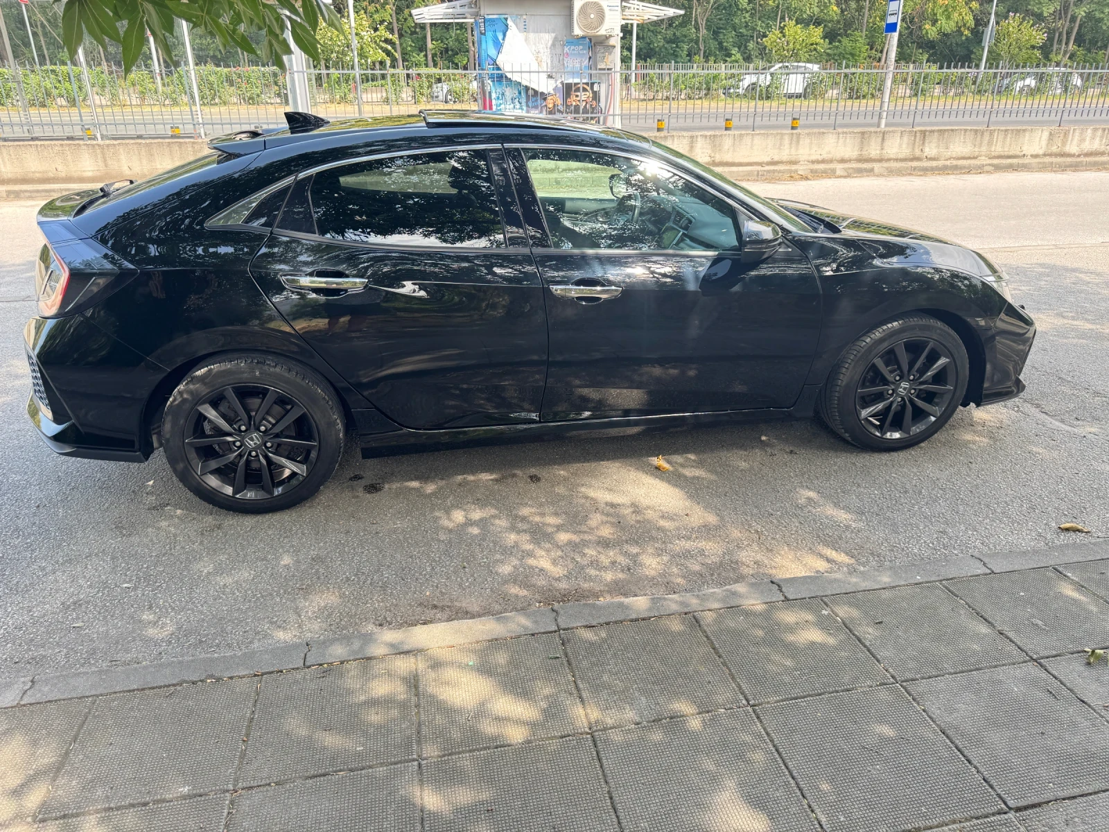 Honda Civic 1.5 турбо/80000км.Prestige , снимка 6 - Автомобили и джипове - 55874675
