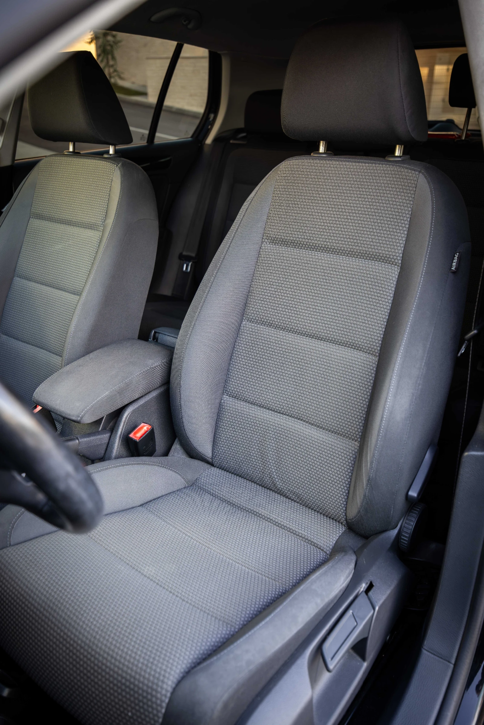VW Golf 1.8 TSI, снимка 15 - Автомобили и джипове - 55879919