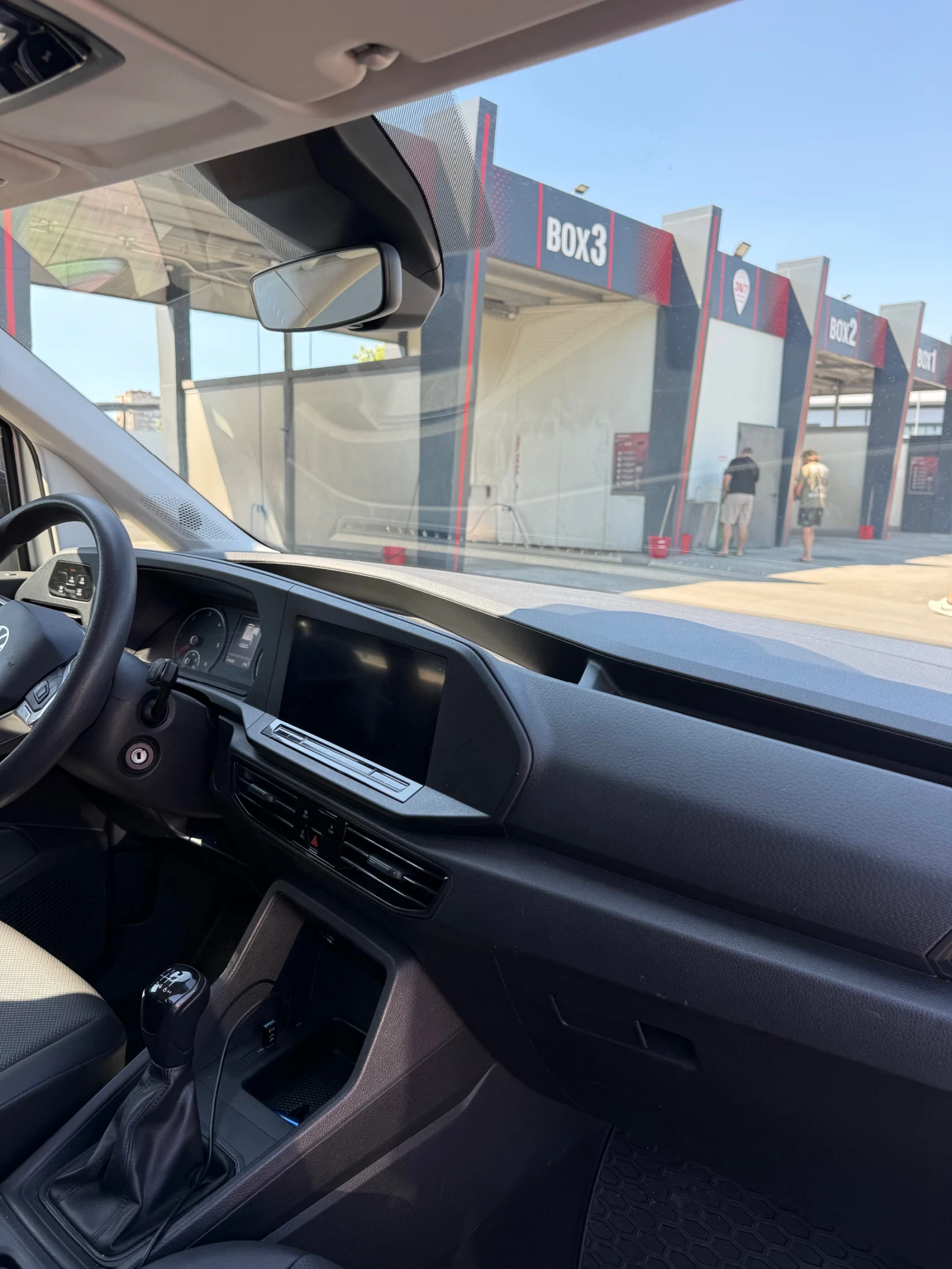 VW Caddy Пътнически, снимка 7 - Автомобили и джипове - 56007647