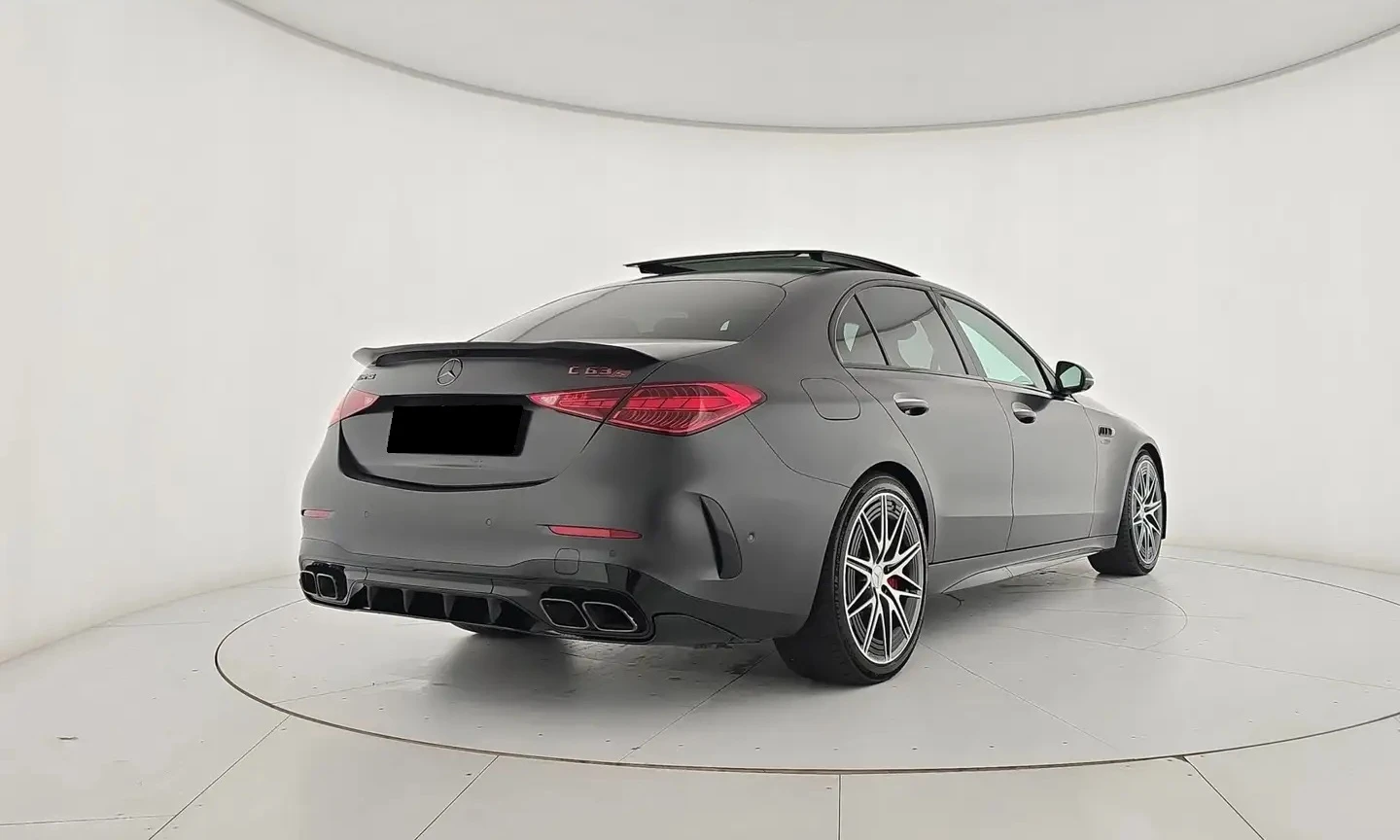 Mercedes-Benz C 63 AMG S E-Performance Plug-in Hybrid 4MATIC+ , снимка 2 - Автомобили и джипове - 56255036