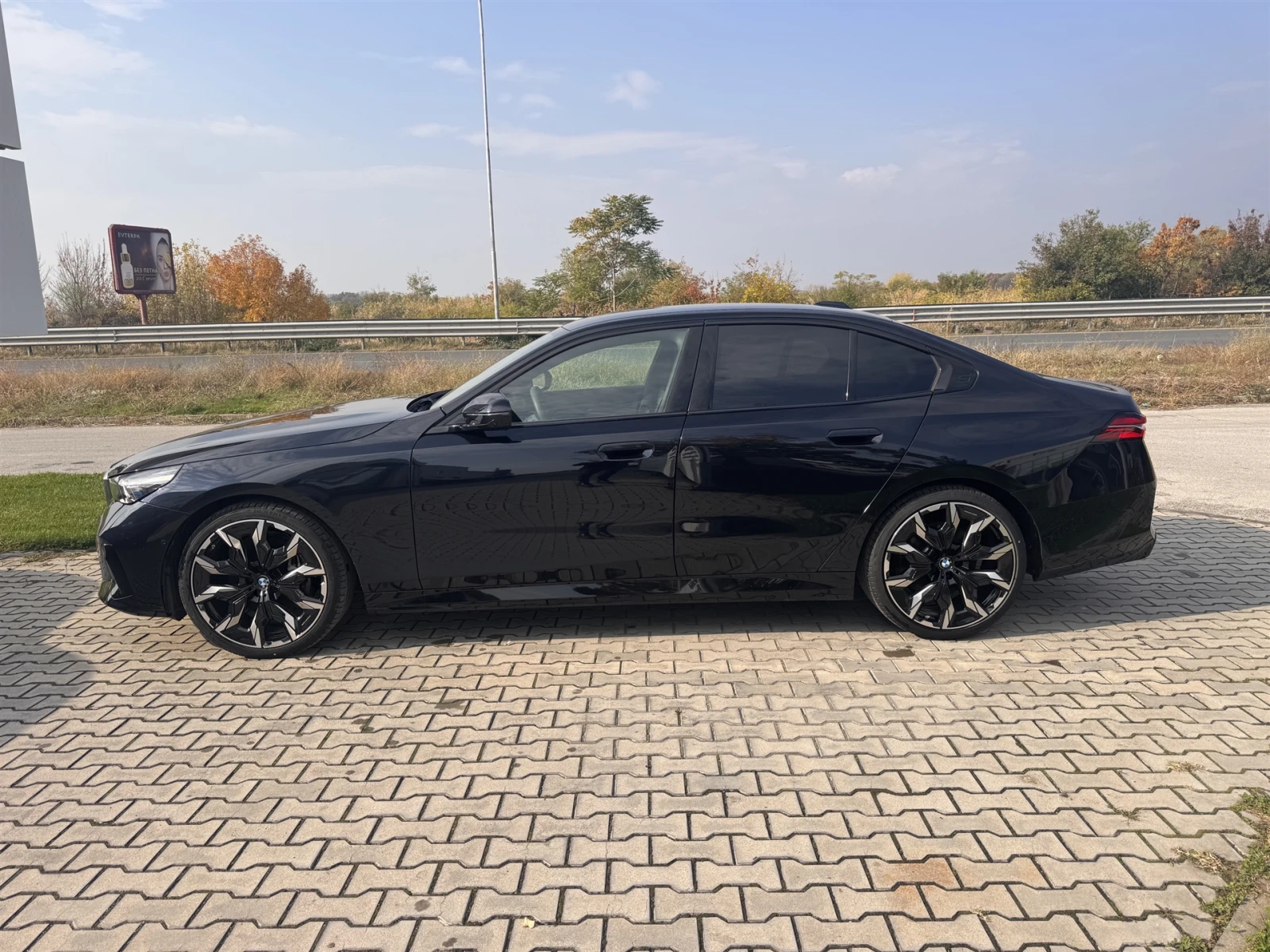 BMW 540 xDrive, снимка 3 - Автомобили и джипове - 56614613