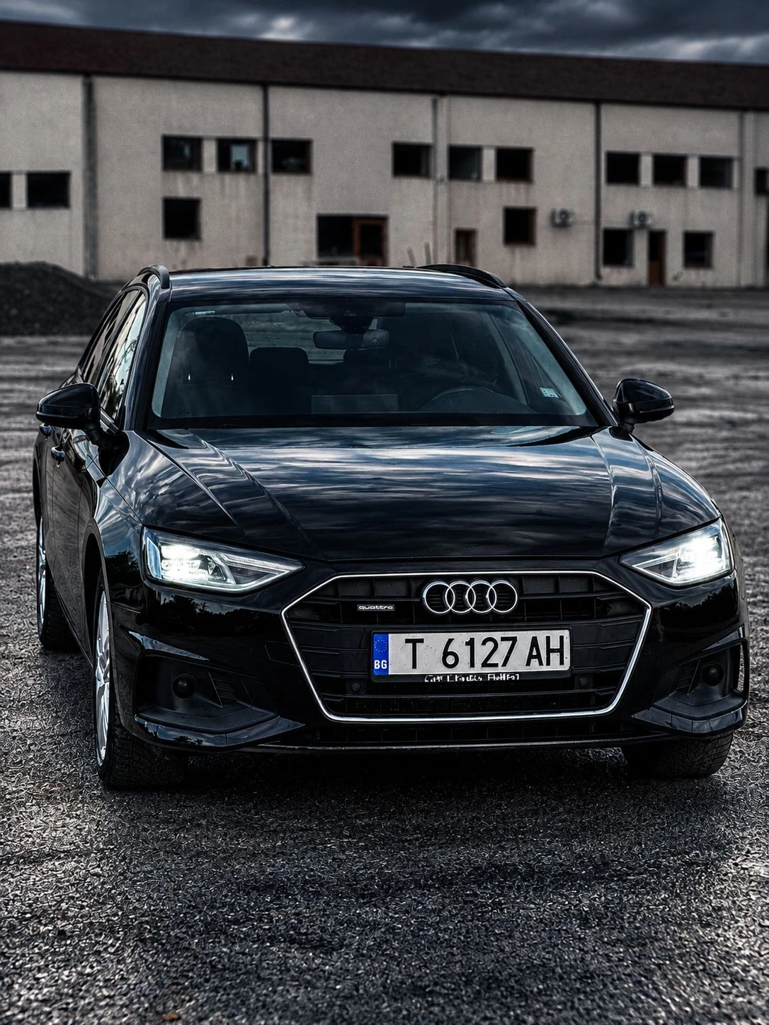 Audi A4 QUATTRO 40 TDI , снимка 2 - Автомобили и джипове - 56522655