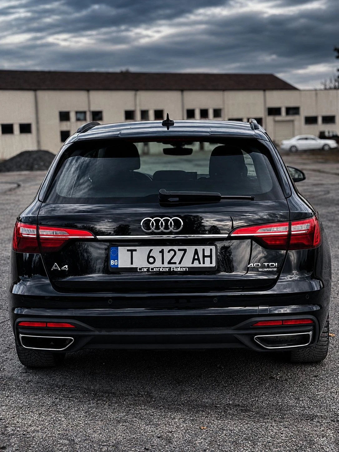 Audi A4 QUATTRO 40 TDI , снимка 5 - Автомобили и джипове - 56522655