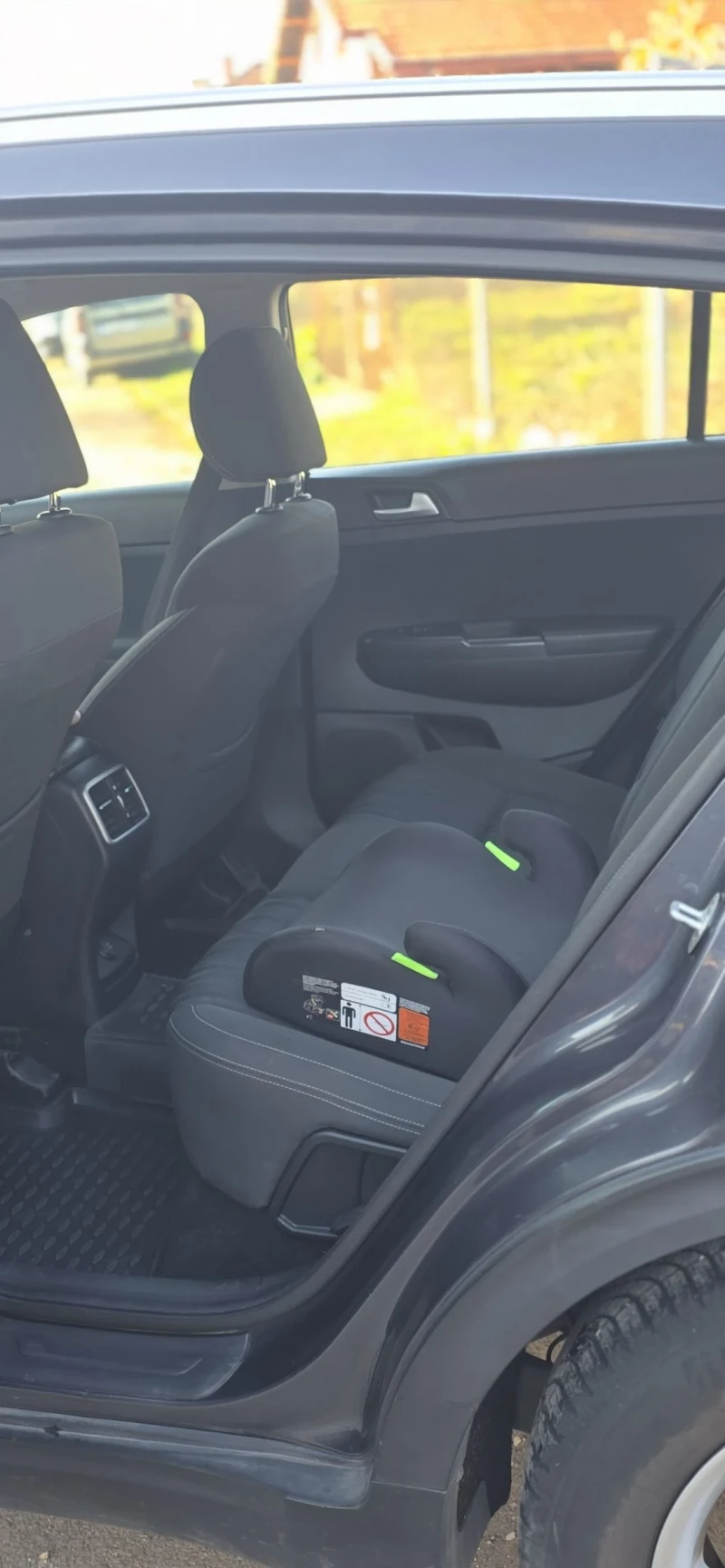 Kia Sportage, снимка 6 - Автомобили и джипове - 52567471