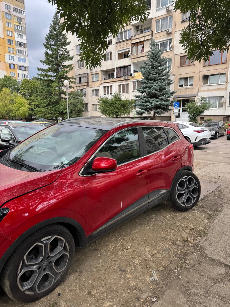 Renault Kadjar 1.6DCI 4WD 1.5DCI, снимка 3 - Автомобили и джипове - 51411077