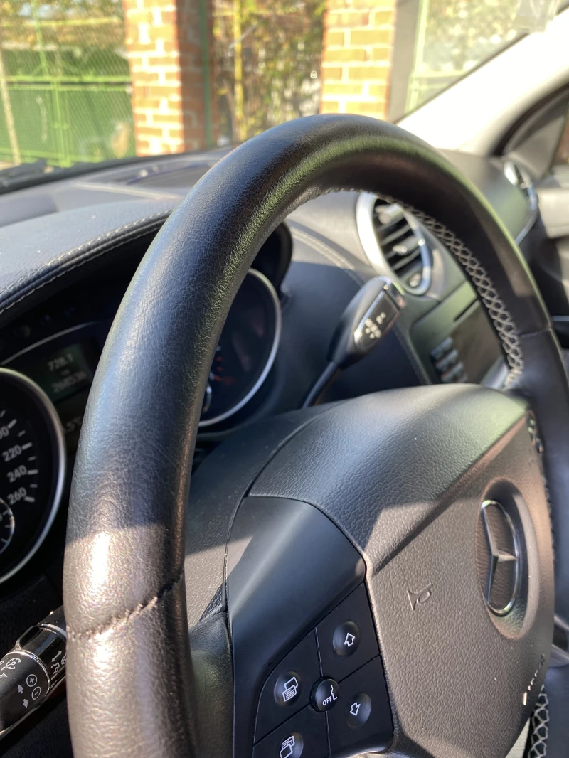 Mercedes-Benz GL 420CDI, снимка 11 - Автомобили и джипове - 52599370