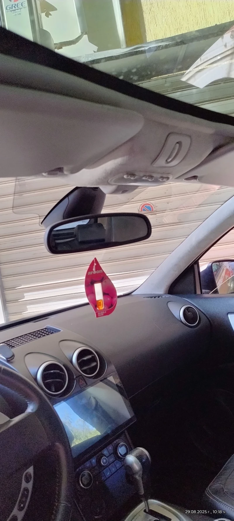 Nissan Qashqai, снимка 8 - Автомобили и джипове - 52738162