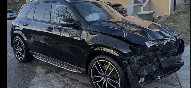 Mercedes-Benz GLE 3.0D AMG LINE, снимка 2 - Автомобили и джипове - 52740776