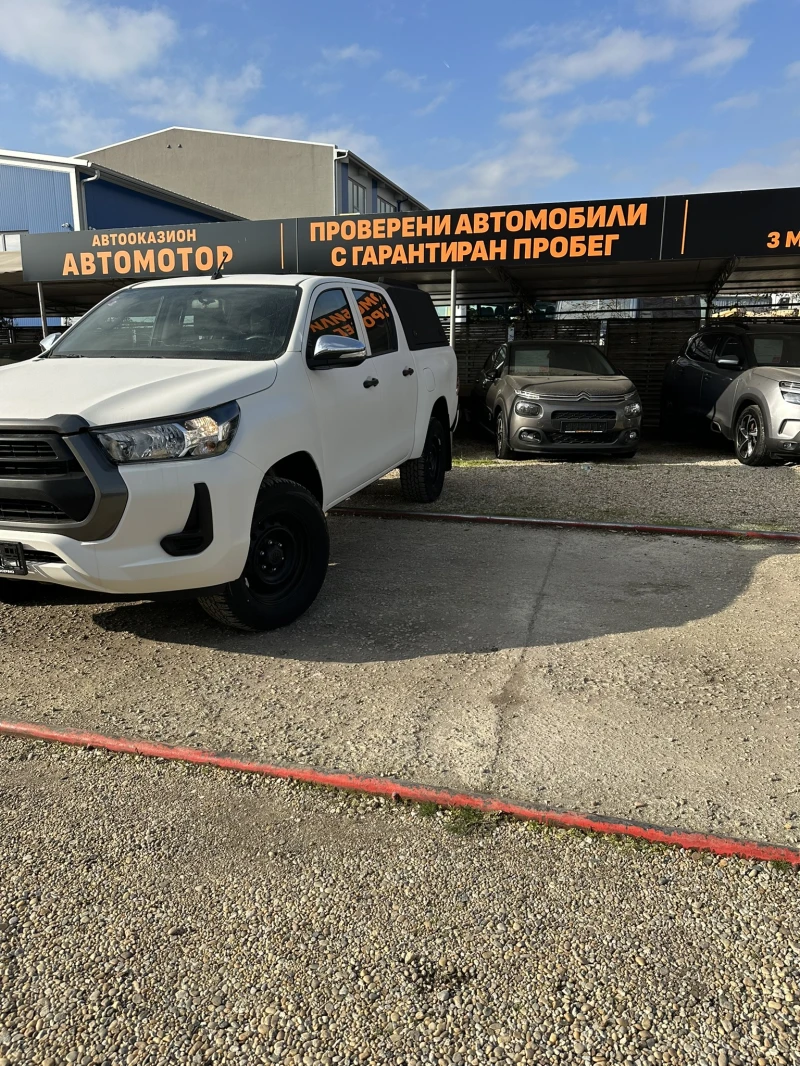 Toyota Hilux 2.4 D-4D Double Cab Active 4x4, снимка 3 - Автомобили и джипове - 52753224