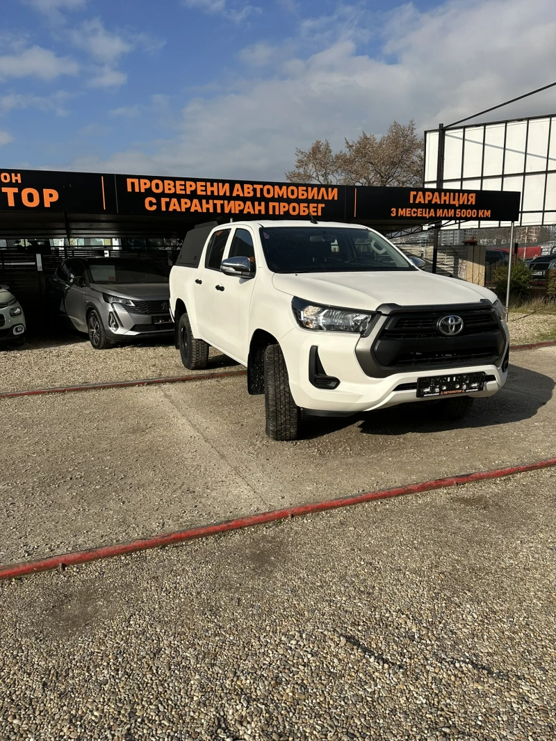 Toyota Hilux 2.4 D-4D Double Cab Active 4x4, снимка 2 - Автомобили и джипове - 52753224