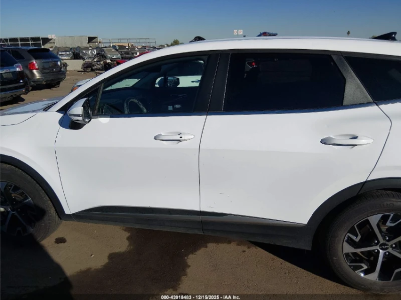 Kia Sportage DIGITAL* ПОДГРЕВ* М.ТОЧКА* КАМЕРА, снимка 13 - Автомобили и джипове - 53163418