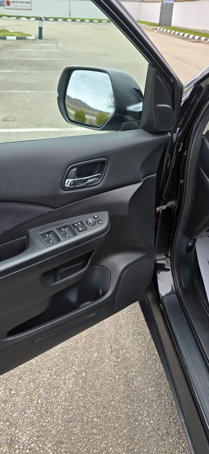 Honda Cr-v 2.0 155hp 4x4, снимка 14 - Автомобили и джипове - 53596052