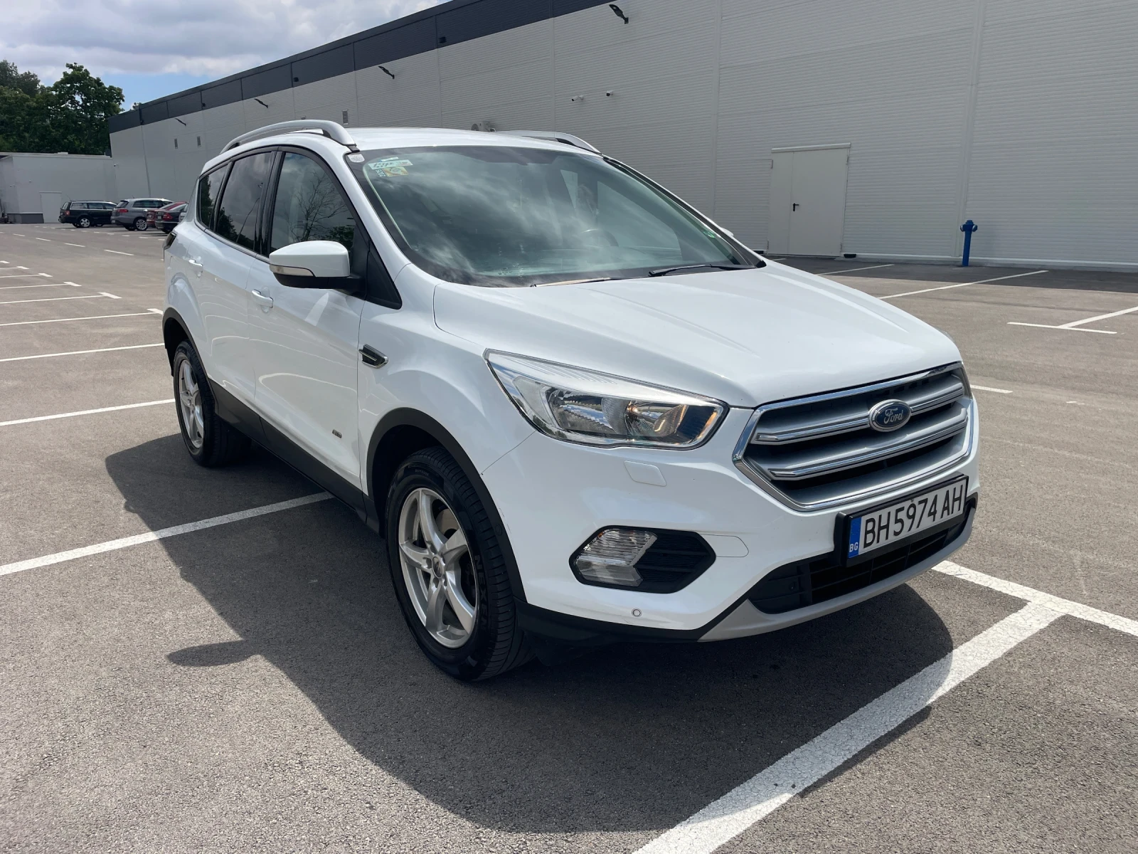 Ford Kuga 2.0 TDCI - изображение 2
