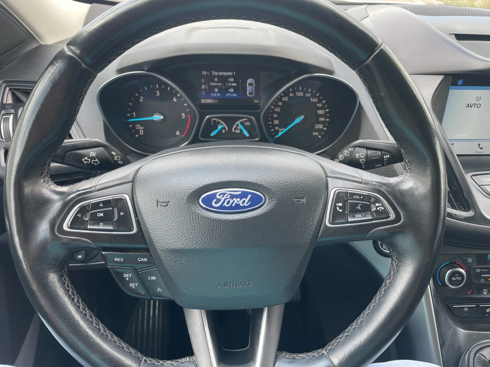 Ford Kuga 2.0 TDCI - изображение 10