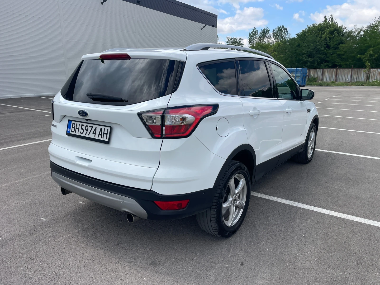 Ford Kuga 2.0 TDCI - изображение 6
