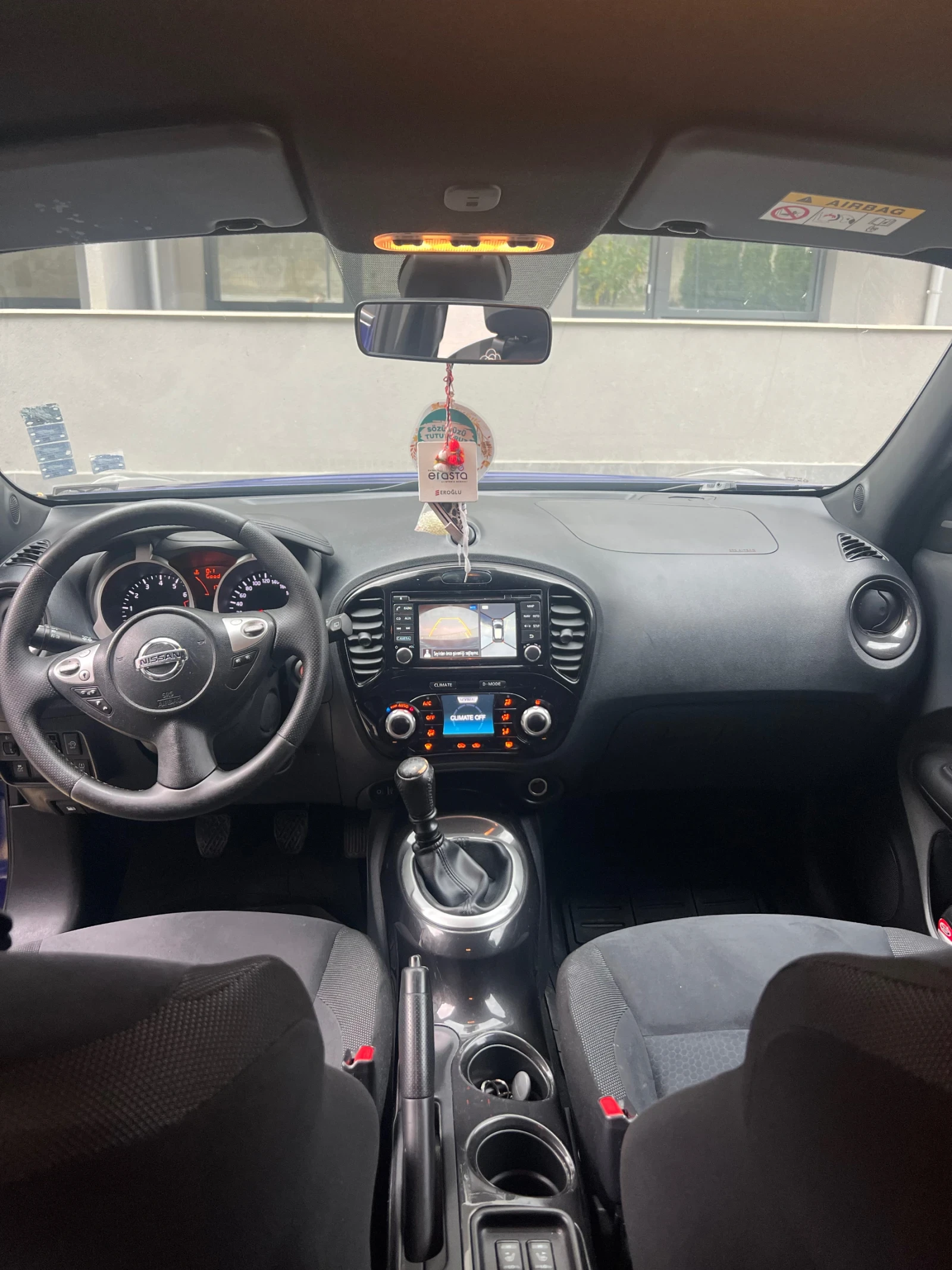 Nissan Juke, снимка 8 - Автомобили и джипове - 53852498