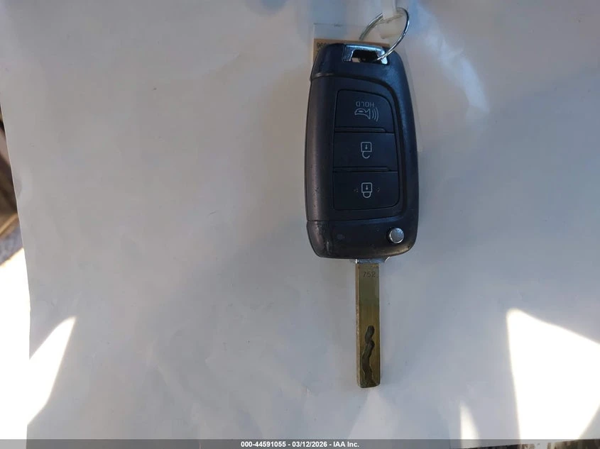 Hyundai Kona 2.0l Se, снимка 11 - Автомобили и джипове - 54306848