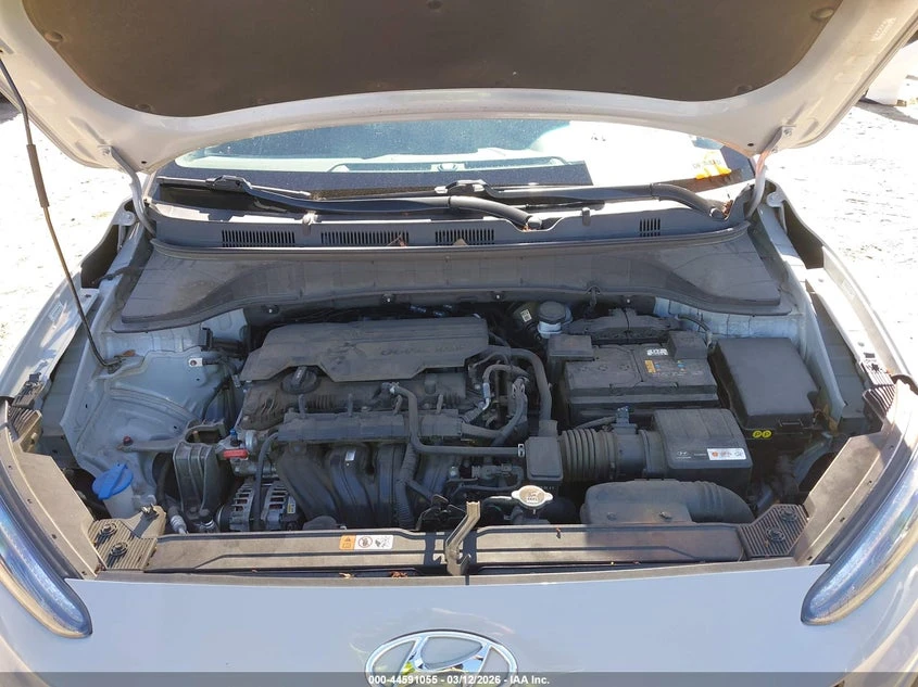 Hyundai Kona 2.0l Se, снимка 10 - Автомобили и джипове - 54306848