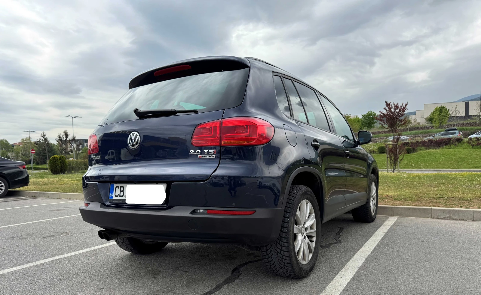 VW Tiguan 4x4, автоматик, бензин, снимка 5 - Автомобили и джипове - 54464135