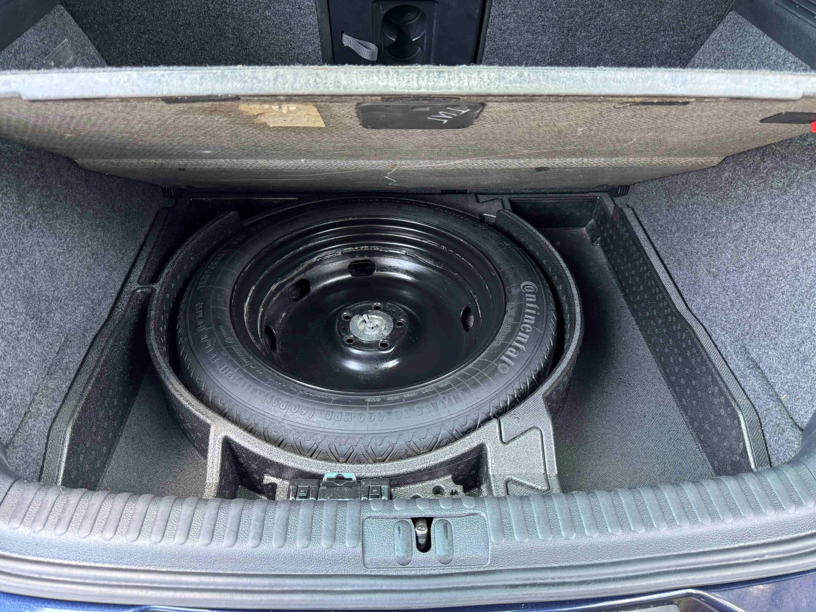 VW Tiguan 4x4, автоматик, бензин, снимка 12 - Автомобили и джипове - 54464135