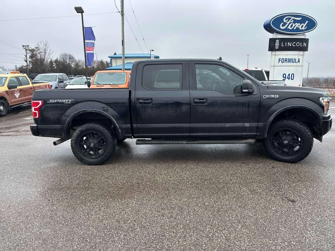 Ford F150 * 4WD SuperCrew Box* АВТОКРЕДИТ БЕЗ ПЪРВОНАЧАЛНА* , снимка 3 - Автомобили и джипове - 54695689