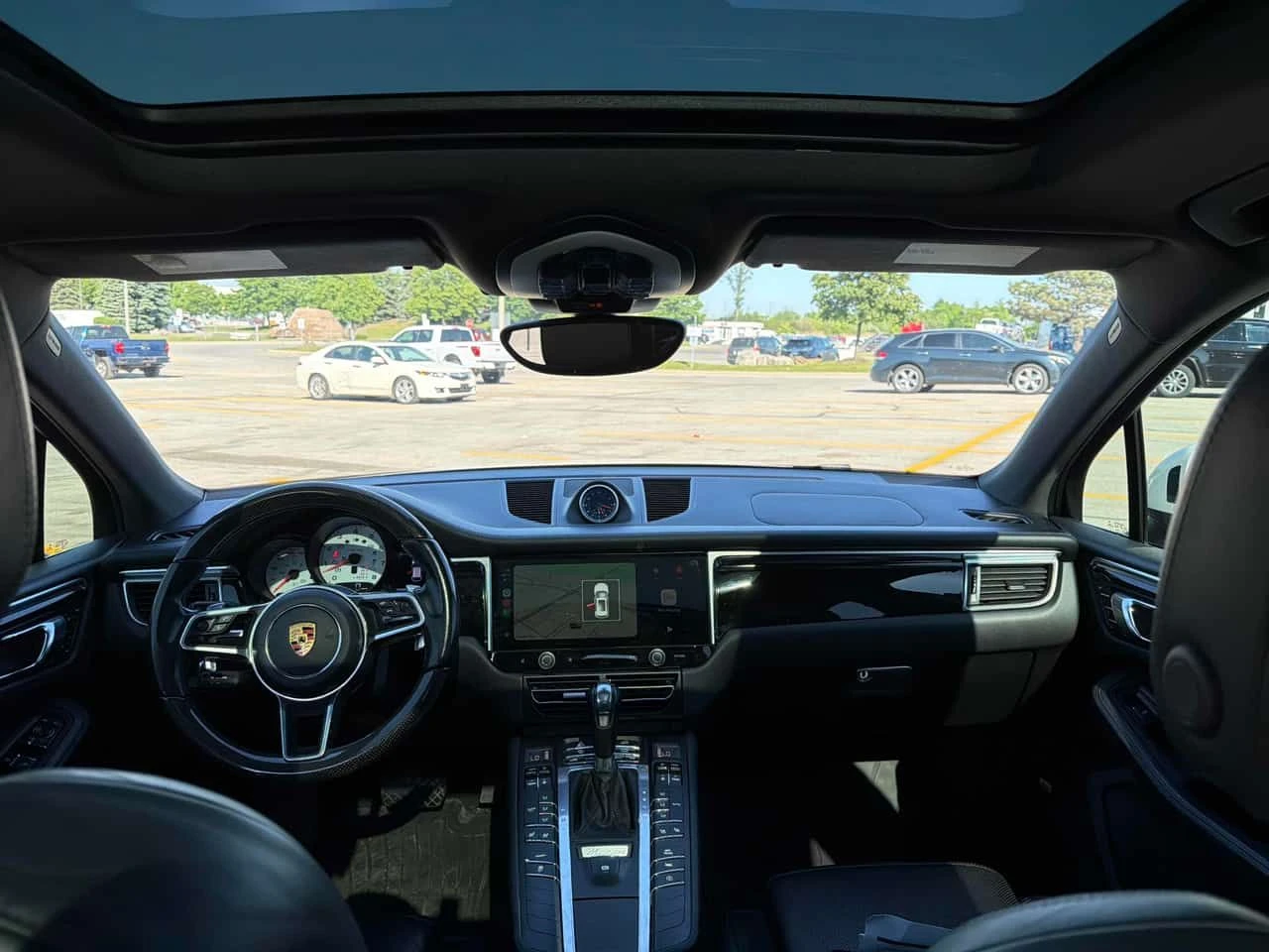 Porsche Macan * S * CARFAX * ОПЦИЯ ЗА ФИНАНСИРАНЕ, снимка 15 - Автомобили и джипове - 54987652