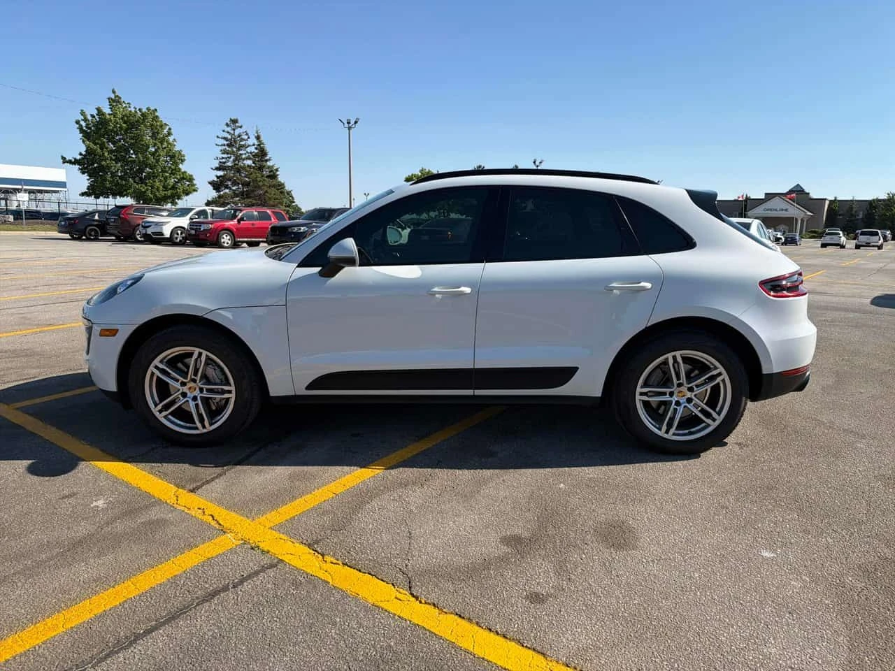 Porsche Macan * S * CARFAX * ОПЦИЯ ЗА ФИНАНСИРАНЕ, снимка 2 - Автомобили и джипове - 54987652